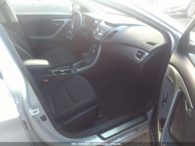 Photo 4 VIN: 5NPDH4AE2FH615785 - HYUNDAI ELANTRA 