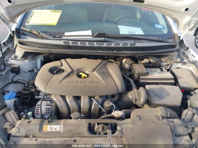 Photo 9 VIN: 5NPDH4AE2FH618959 - HYUNDAI ELANTRA 