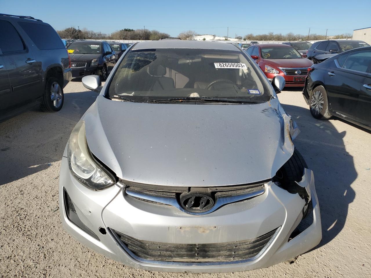 Photo 4 VIN: 5NPDH4AE2FH619478 - HYUNDAI ELANTRA 