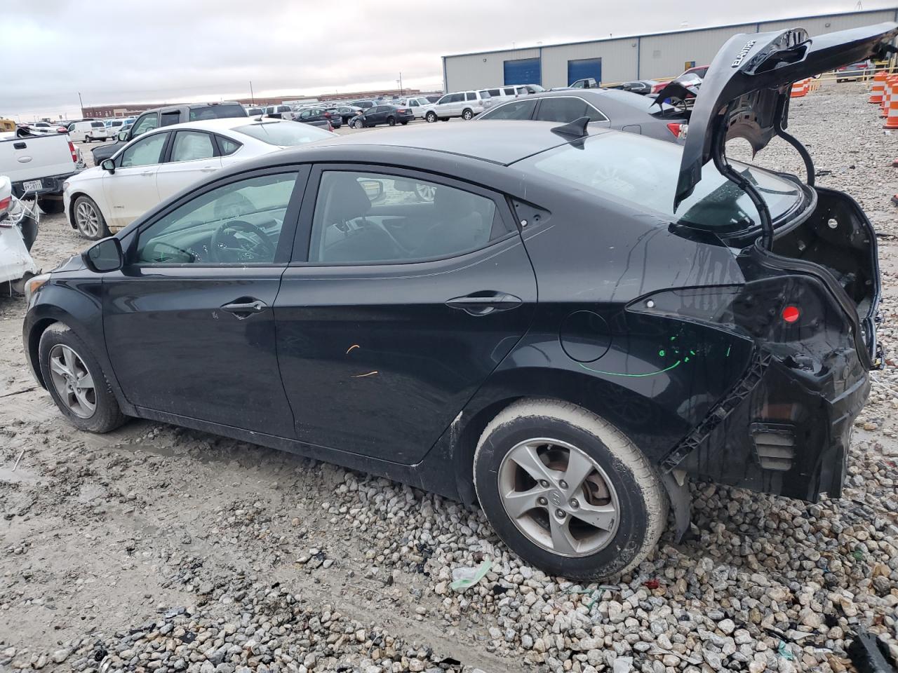 Photo 1 VIN: 5NPDH4AE2FH623708 - HYUNDAI ELANTRA SE 