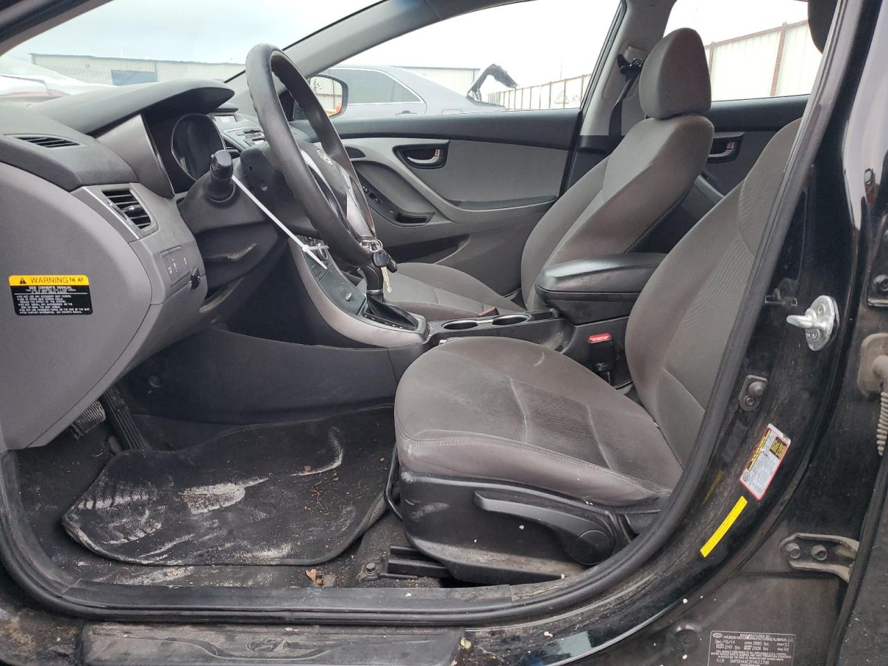 Photo 6 VIN: 5NPDH4AE2FH623708 - HYUNDAI ELANTRA SE 