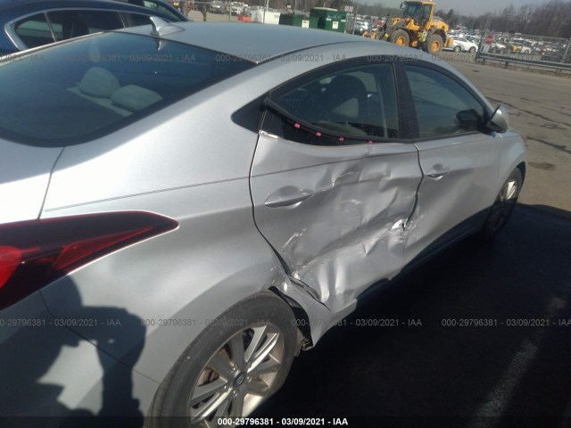 Photo 5 VIN: 5NPDH4AE2FH627984 - HYUNDAI ELANTRA 