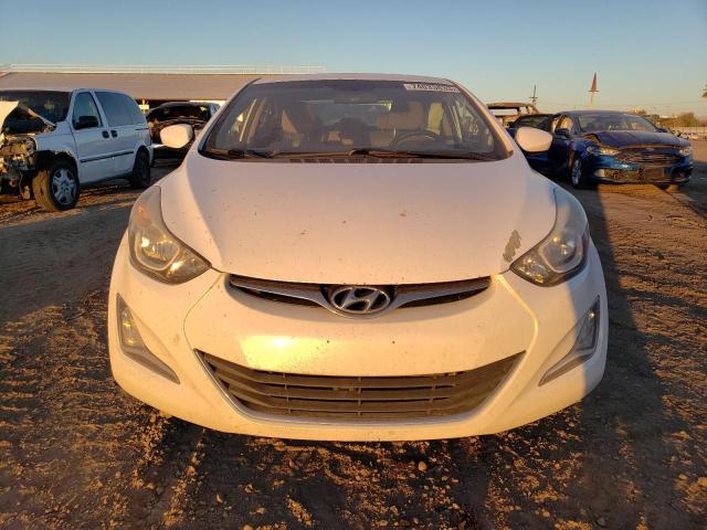 Photo 4 VIN: 5NPDH4AE2FH629735 - HYUNDAI ELANTRA 