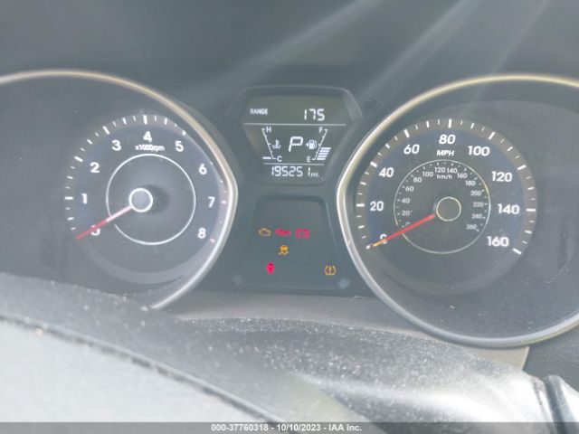 Photo 6 VIN: 5NPDH4AE2FH630898 - HYUNDAI ELANTRA 