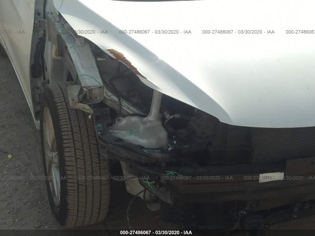 Photo 5 VIN: 5NPDH4AE2FH632537 - HYUNDAI ELANTRA 