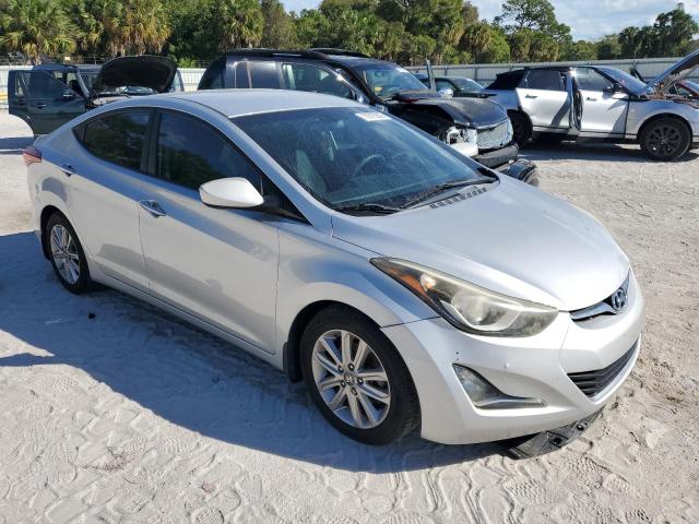 Photo 3 VIN: 5NPDH4AE2FH634787 - HYUNDAI ELANTRA 