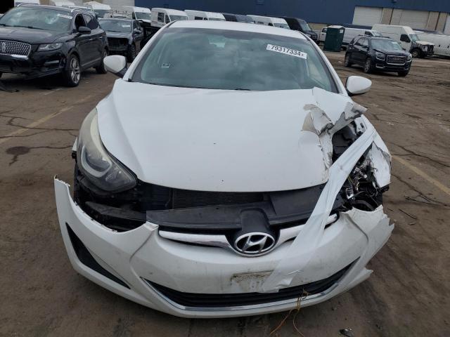 Photo 4 VIN: 5NPDH4AE2FH638256 - HYUNDAI ELANTRA SE 