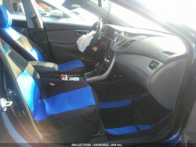 Photo 4 VIN: 5NPDH4AE2FH646146 - HYUNDAI ELANTRA 