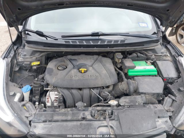 Photo 9 VIN: 5NPDH4AE2GH657326 - HYUNDAI ELANTRA 