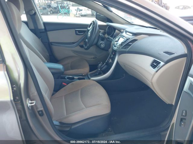 Photo 4 VIN: 5NPDH4AE2GH658492 - HYUNDAI ELANTRA 