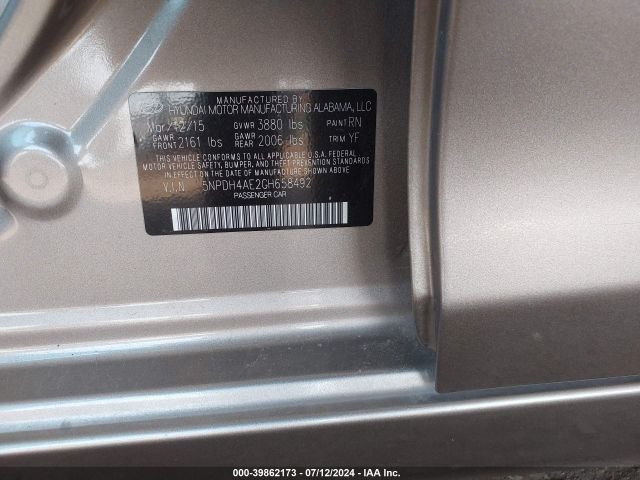 Photo 8 VIN: 5NPDH4AE2GH658492 - HYUNDAI ELANTRA 