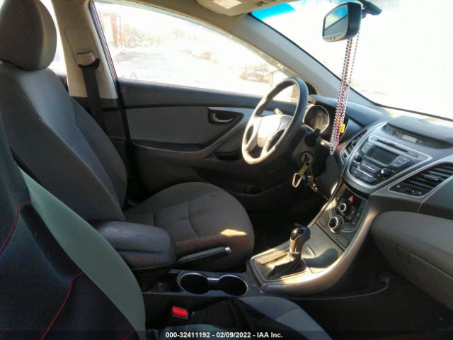 Photo 4 VIN: 5NPDH4AE2GH668634 - HYUNDAI ELANTRA 