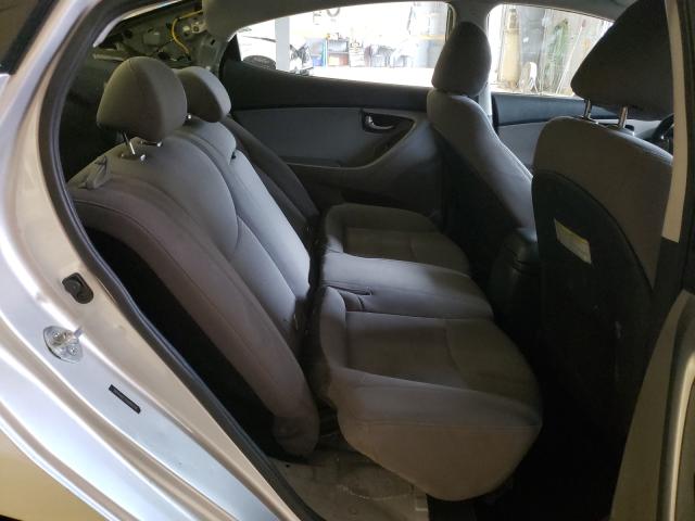 Photo 5 VIN: 5NPDH4AE2GH684378 - HYUNDAI ELANTRA SE 