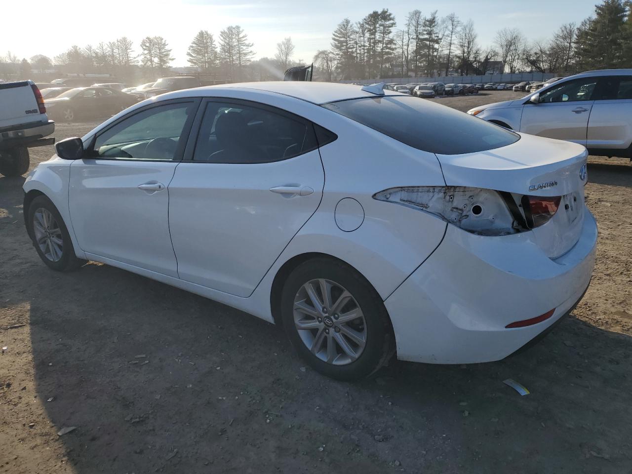 Photo 1 VIN: 5NPDH4AE2GH687538 - HYUNDAI ELANTRA 