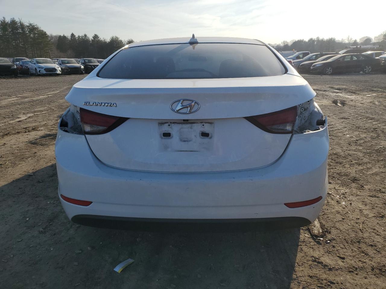 Photo 5 VIN: 5NPDH4AE2GH687538 - HYUNDAI ELANTRA 