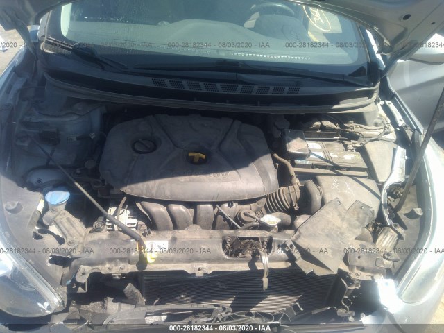 Photo 9 VIN: 5NPDH4AE2GH687779 - HYUNDAI ELANTRA 