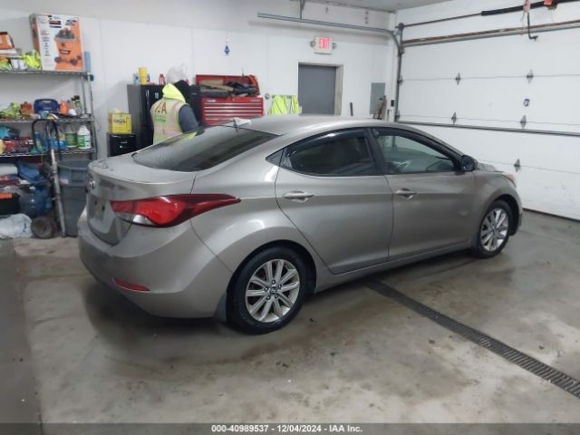 Photo 3 VIN: 5NPDH4AE2GH688527 - HYUNDAI ELANTRA 