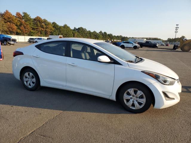 Photo 3 VIN: 5NPDH4AE2GH692089 - HYUNDAI ELANTRA 