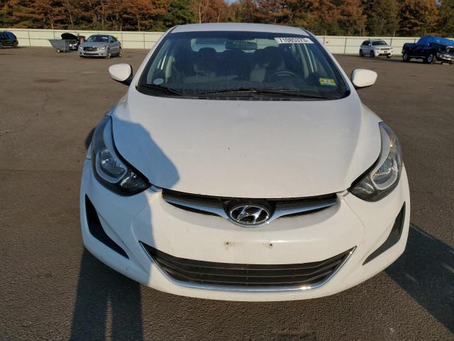 Photo 4 VIN: 5NPDH4AE2GH692089 - HYUNDAI ELANTRA 