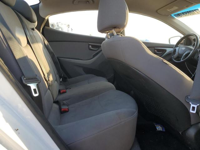 Photo 9 VIN: 5NPDH4AE2GH692089 - HYUNDAI ELANTRA 