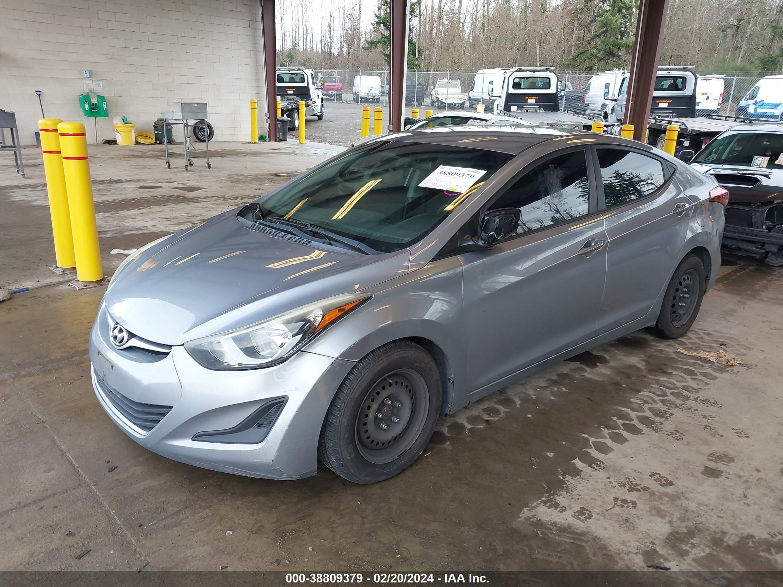 Photo 1 VIN: 5NPDH4AE2GH696997 - HYUNDAI ELANTRA 