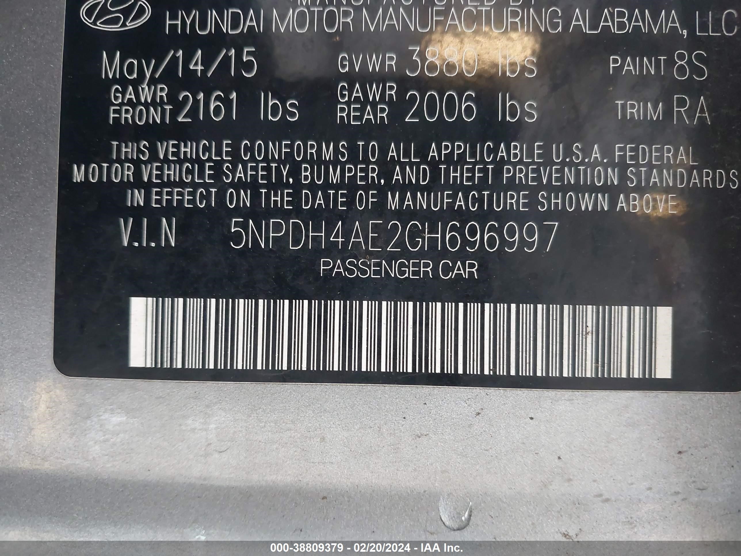 Photo 8 VIN: 5NPDH4AE2GH696997 - HYUNDAI ELANTRA 