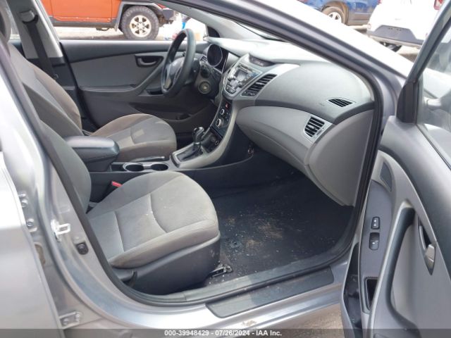 Photo 4 VIN: 5NPDH4AE2GH700966 - HYUNDAI ELANTRA 