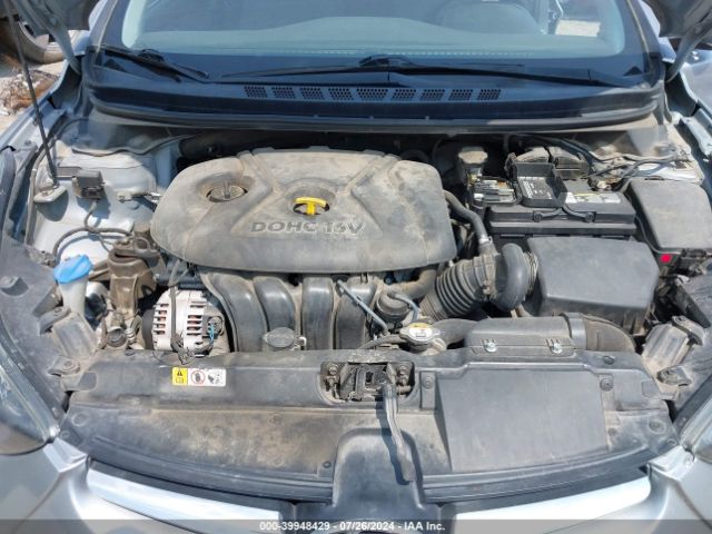 Photo 9 VIN: 5NPDH4AE2GH700966 - HYUNDAI ELANTRA 