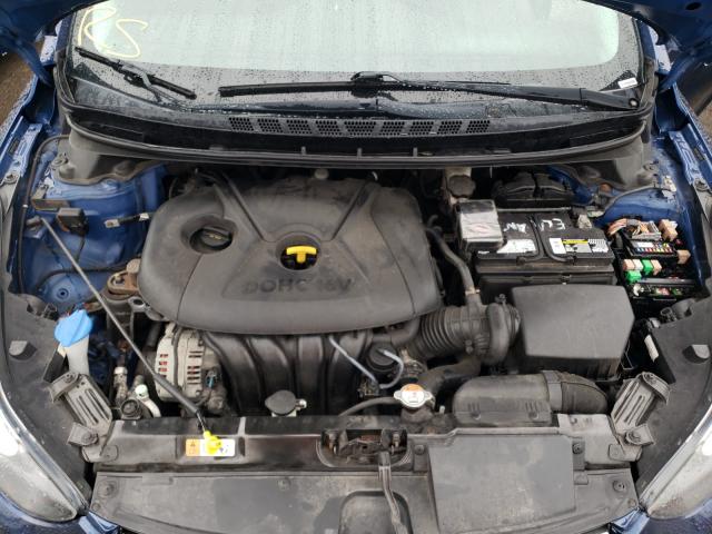 Photo 6 VIN: 5NPDH4AE2GH705245 - HYUNDAI ELANTRA SE 