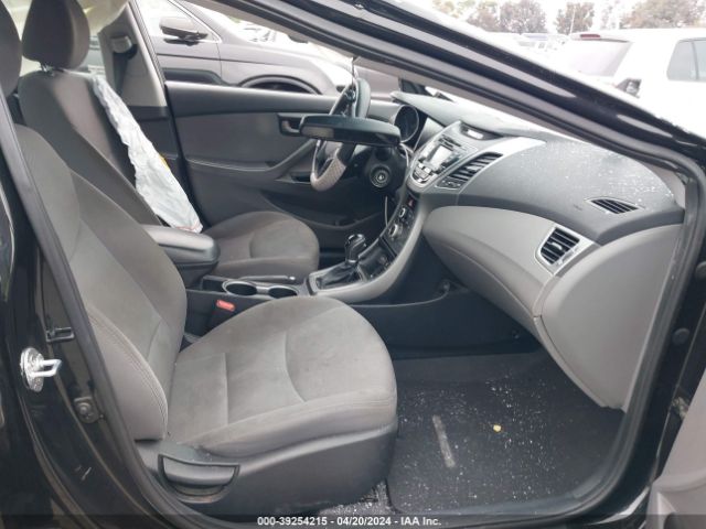 Photo 4 VIN: 5NPDH4AE2GH708386 - HYUNDAI ELANTRA 