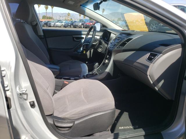 Photo 4 VIN: 5NPDH4AE2GH710249 - HYUNDAI ELANTRA SE 