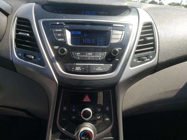 Photo 8 VIN: 5NPDH4AE2GH710249 - HYUNDAI ELANTRA SE 