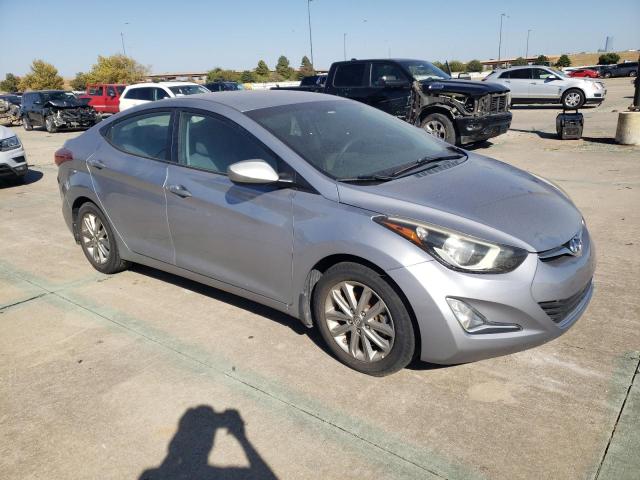 Photo 3 VIN: 5NPDH4AE2GH712230 - HYUNDAI ELANTRA SE 