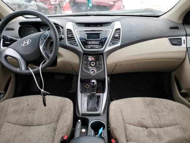 Photo 8 VIN: 5NPDH4AE2GH712387 - HYUNDAI ELANTRA SE 