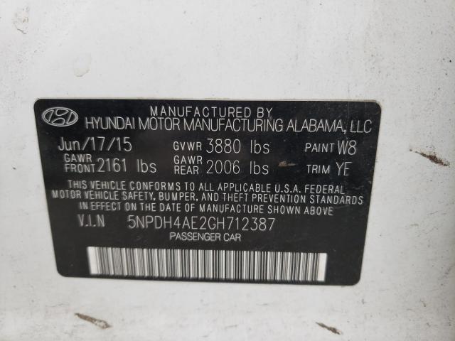 Photo 9 VIN: 5NPDH4AE2GH712387 - HYUNDAI ELANTRA SE 