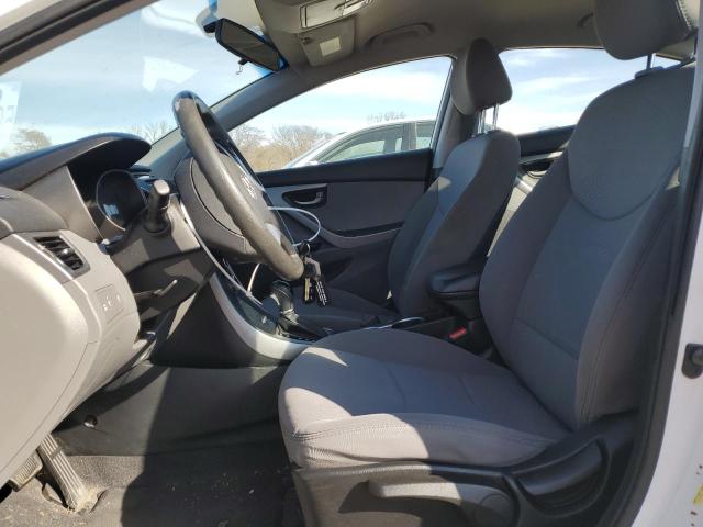 Photo 6 VIN: 5NPDH4AE2GH716651 - HYUNDAI ELANTRA SE 