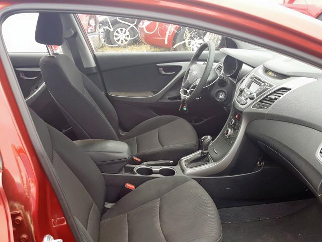 Photo 4 VIN: 5NPDH4AE2GH718738 - HYUNDAI ELANTRA SE 