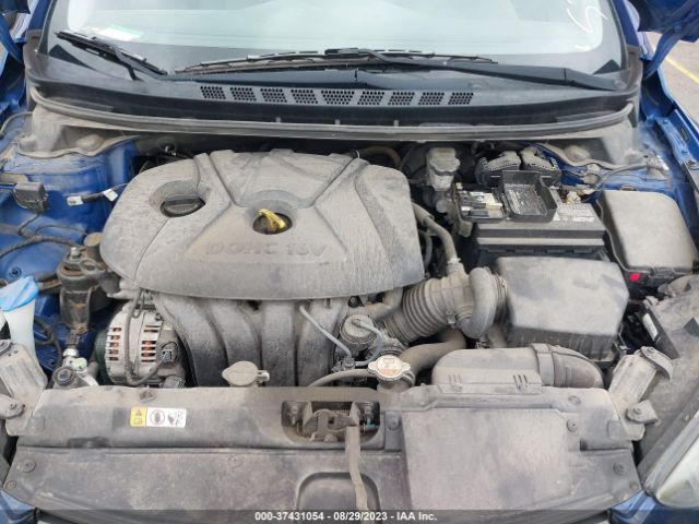 Photo 9 VIN: 5NPDH4AE2GH720831 - HYUNDAI ELANTRA 