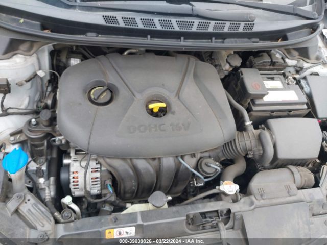 Photo 9 VIN: 5NPDH4AE2GH723907 - HYUNDAI ELANTRA 