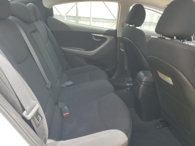 Photo 9 VIN: 5NPDH4AE2GH729643 - HYUNDAI ELANTRA 