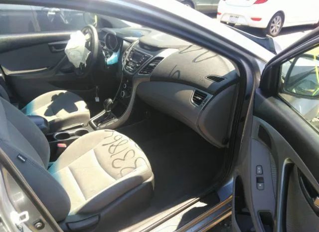 Photo 4 VIN: 5NPDH4AE2GH729769 - HYUNDAI ELANTRA 