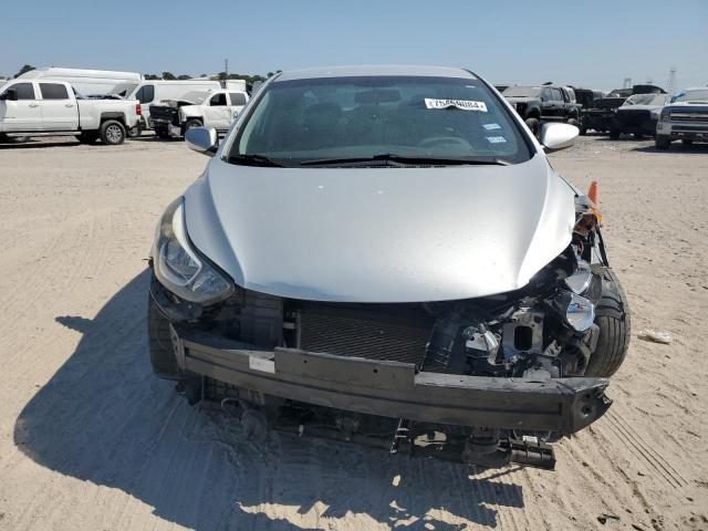 Photo 4 VIN: 5NPDH4AE2GH731277 - HYUNDAI ELANTRA SE 