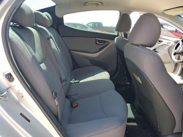 Photo 9 VIN: 5NPDH4AE2GH731277 - HYUNDAI ELANTRA SE 