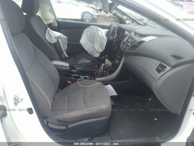 Photo 4 VIN: 5NPDH4AE2GH732994 - HYUNDAI ELANTRA 