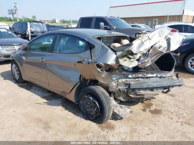 Photo 2 VIN: 5NPDH4AE2GH734681 - HYUNDAI ELANTRA 