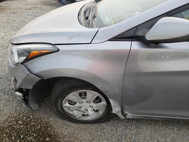 Photo 8 VIN: 5NPDH4AE2GH734888 - HYUNDAI ELANTRA SE 