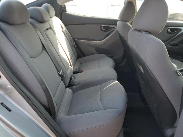 Photo 9 VIN: 5NPDH4AE2GH736351 - HYUNDAI ELANTRA SE 