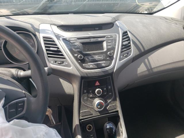 Photo 8 VIN: 5NPDH4AE2GH741033 - HYUNDAI ELANTRA SE 