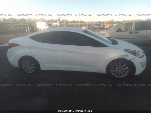 Photo 5 VIN: 5NPDH4AE2GH743221 - HYUNDAI ELANTRA 