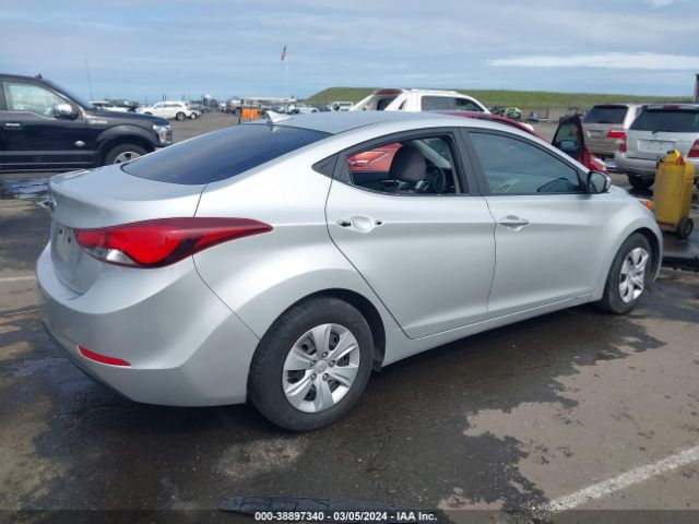 Photo 3 VIN: 5NPDH4AE2GH744062 - HYUNDAI ELANTRA 